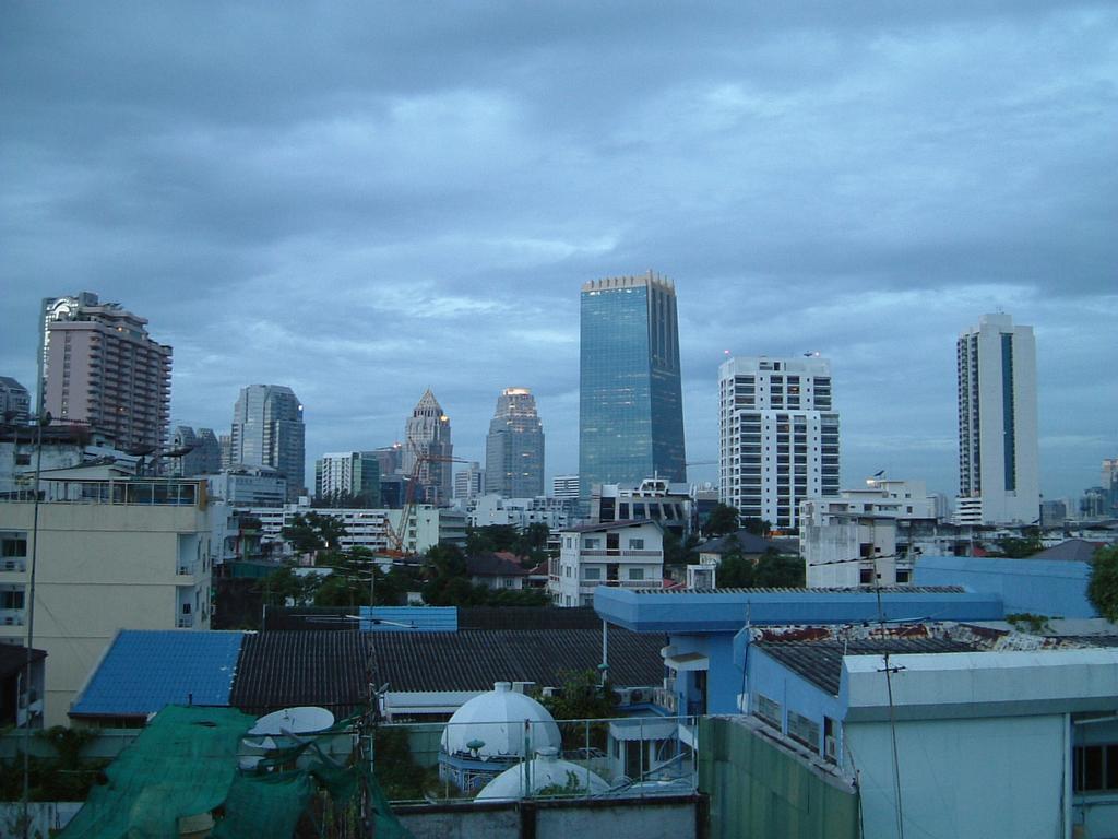 The Boss'S Place Sathorn Hotel Bangkok Buitenkant foto